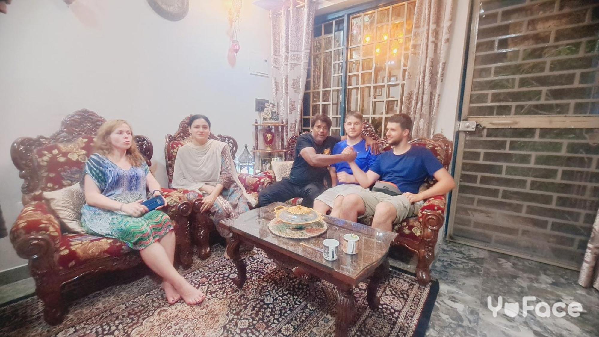 Sufi Khandar Apartment